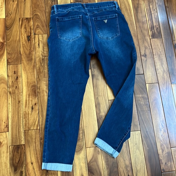Guess medium wash high rise cropped stretch denim excellent condition Sz 32 - Picture 2 of 4